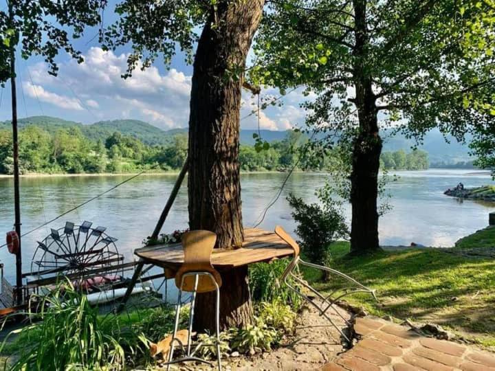Apartman "Kapetana Luka" Ljubovija Exterior foto